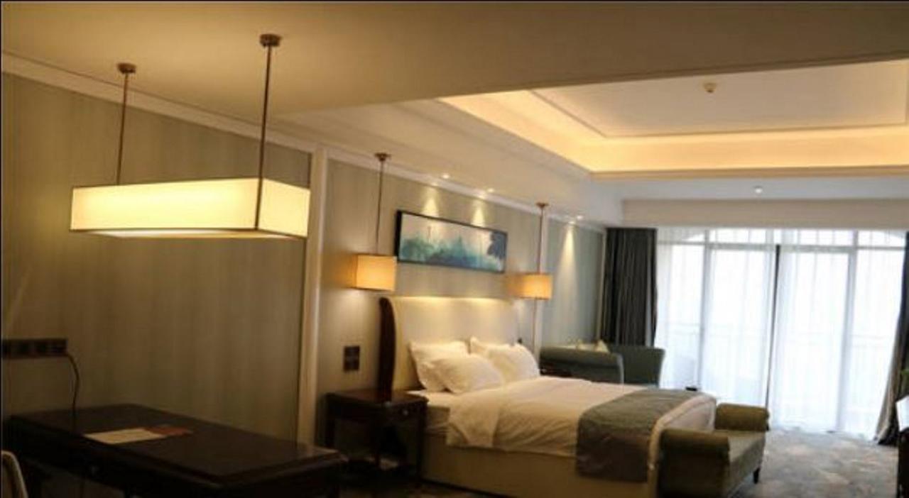 Jinqian Jiahua International Hotel Chishui  Экстерьер фото