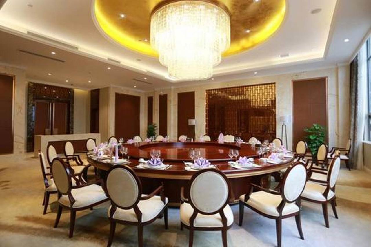Jinqian Jiahua International Hotel Chishui  Экстерьер фото