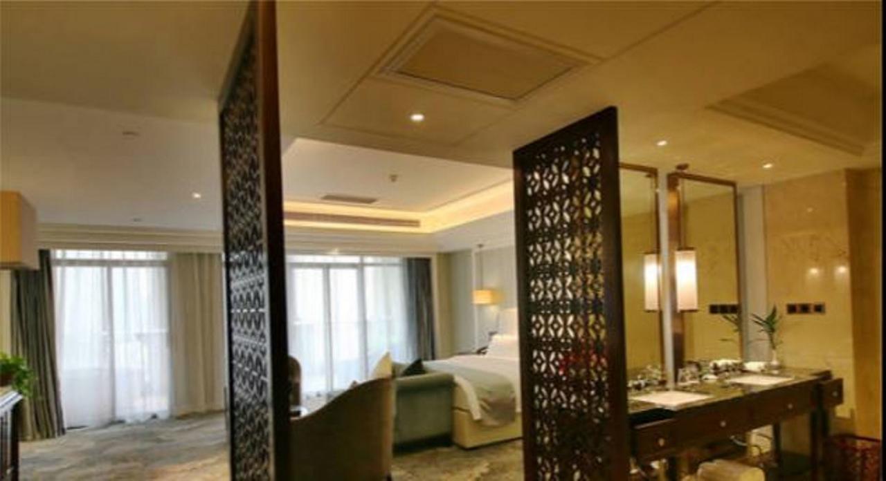 Jinqian Jiahua International Hotel Chishui  Экстерьер фото